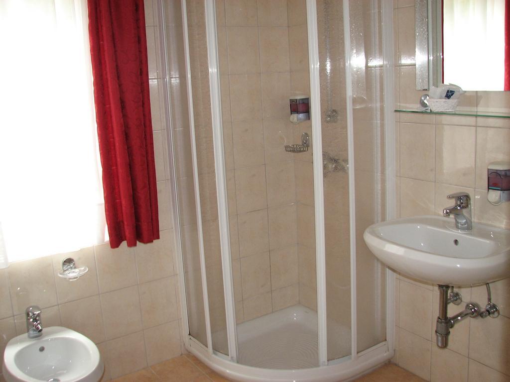 Gostisce Masun Hotell Rum bild